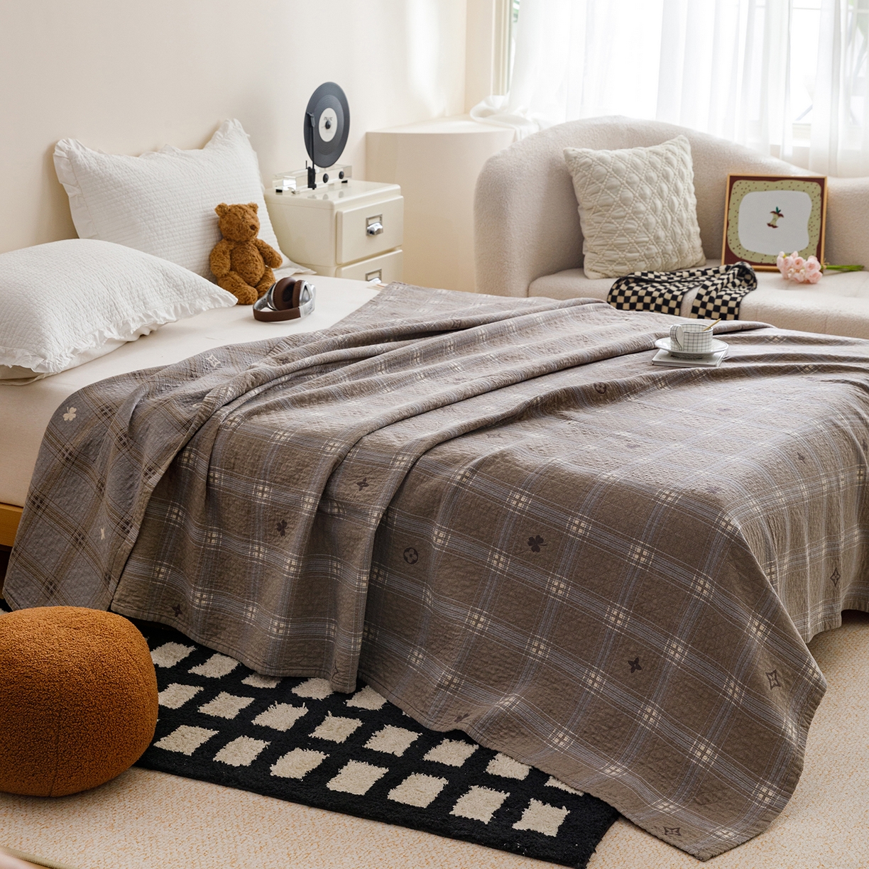 91家纺网 家纺一手货源 找家纺 悦然毛巾被 2026春夏新款水洗色织提花全棉纯棉纱布毛巾被盖毯休闲夏被毛毯 棕格星芒