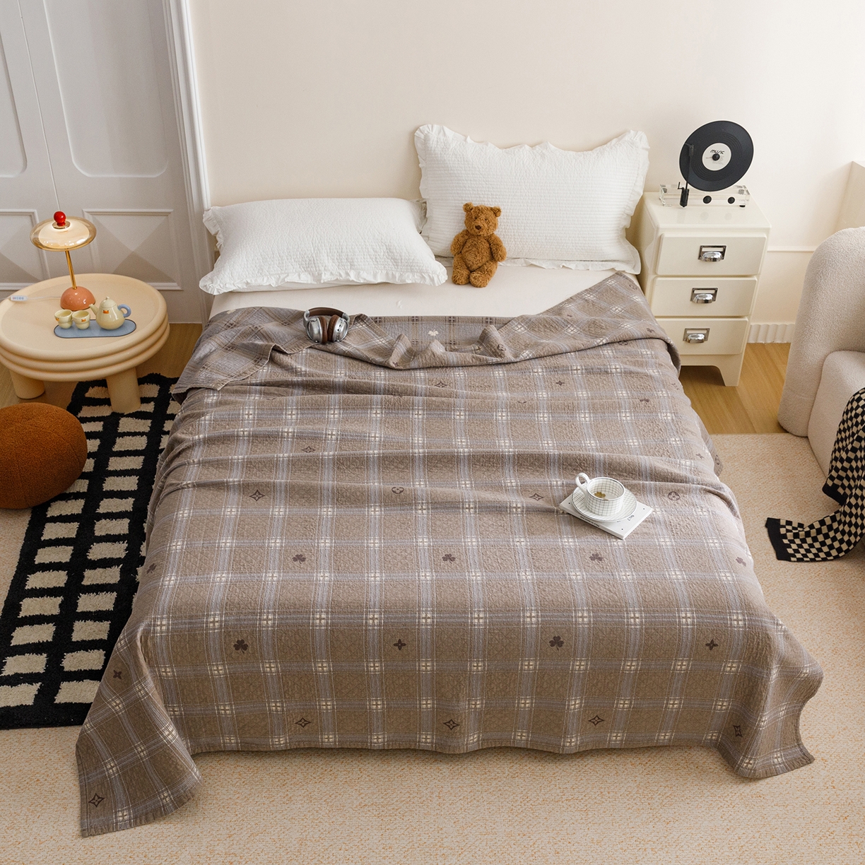 91家纺网 家纺一手货源 找家纺 悦然毛巾被 2026春夏新款水洗色织提花全棉纯棉纱布毛巾被盖毯休闲夏被毛毯 棕格星芒