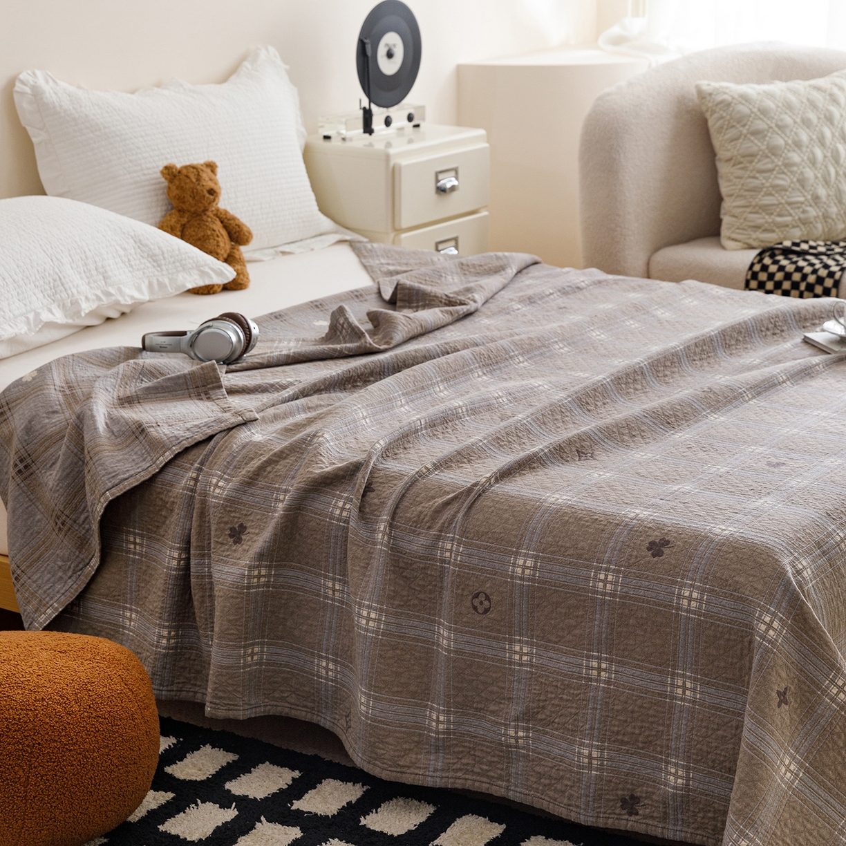 91家纺网 家纺一手货源 找家纺 悦然毛巾被 2026春夏新款水洗色织提花全棉纯棉纱布毛巾被盖毯休闲夏被毛毯 棕格星芒