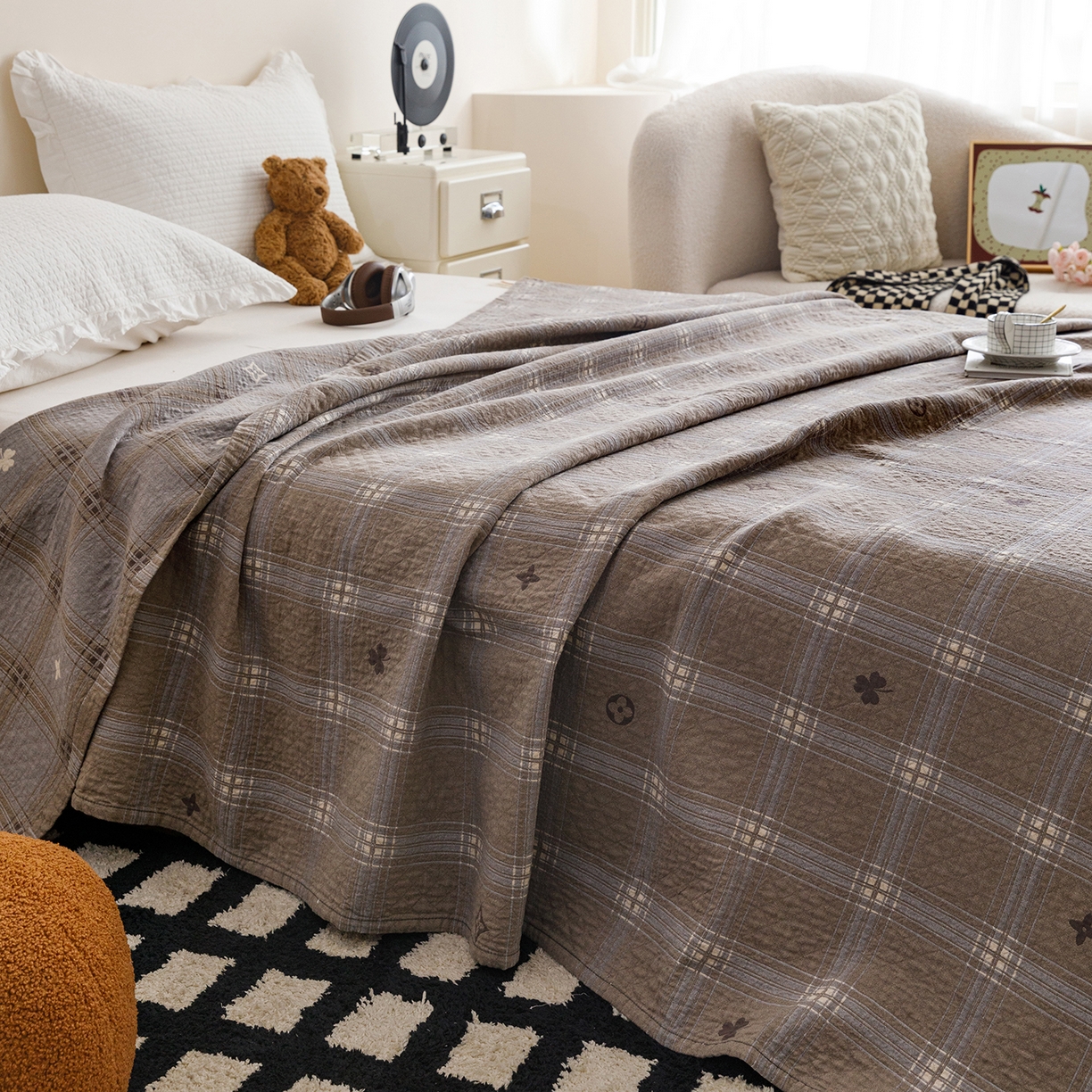 91家纺网 家纺一手货源 找家纺 悦然毛巾被 2026春夏新款水洗色织提花全棉纯棉纱布毛巾被盖毯休闲夏被毛毯 棕格星芒