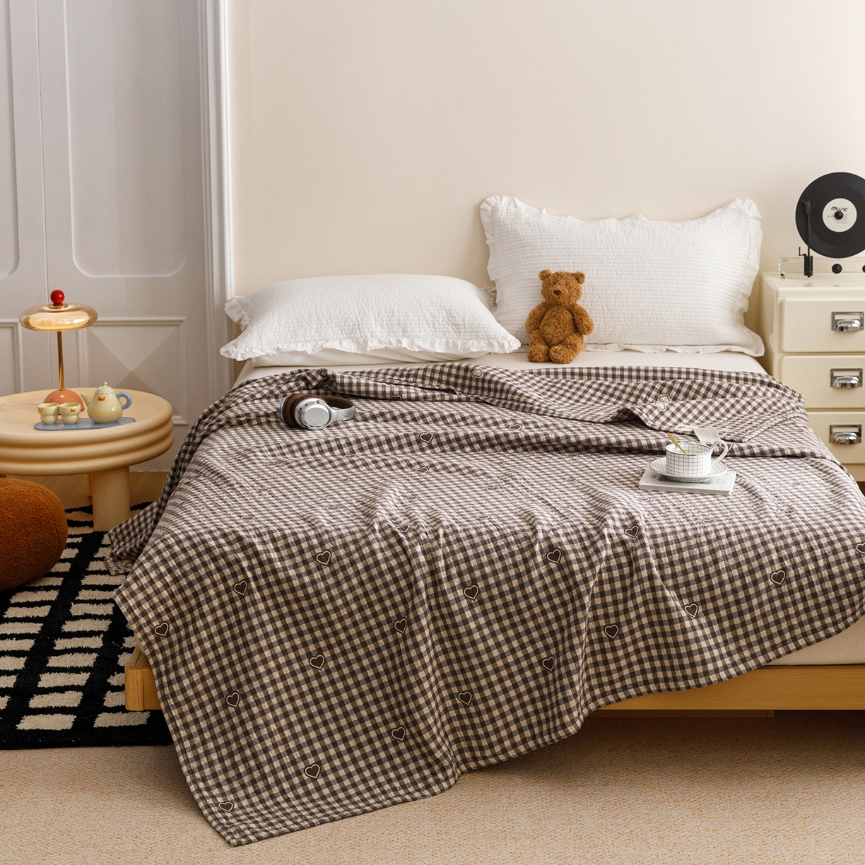 91家纺网 家纺一手货源 找家纺 悦然毛巾被 2026春夏新款水洗色织提花全棉纯棉纱布毛巾被盖毯休闲夏被毛毯 棕格心语