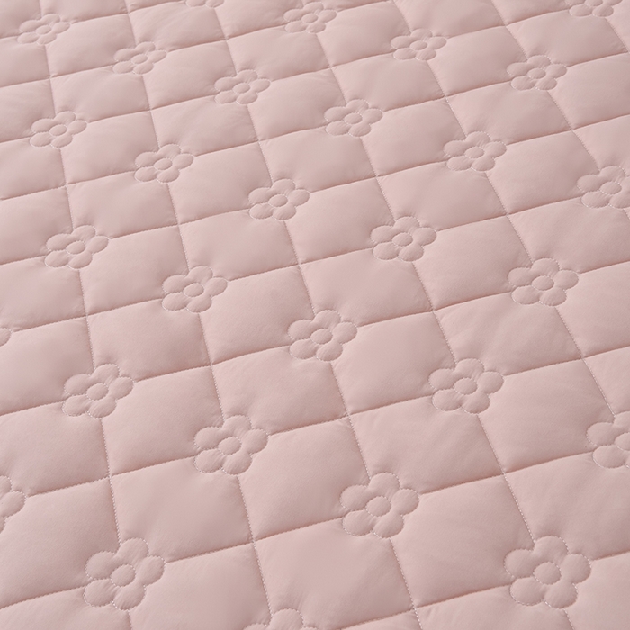 91家纺网 家纺一手货源 找家纺 乐蔻家纺 2026春夏新款A类磨毛原棉防水隔尿太阳花床裙床笠床笠单件 太阳花防水-柔粉