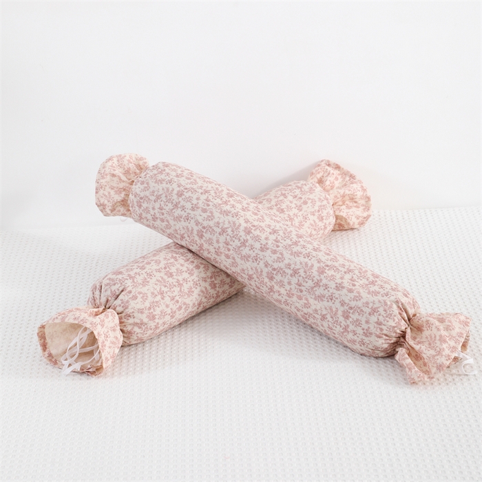 91家纺网 家纺一手货源 找家纺 （总）仁宇枕业 2026新款新品全棉小碎花糖果枕头圆形颈椎荞麦枕头枕芯