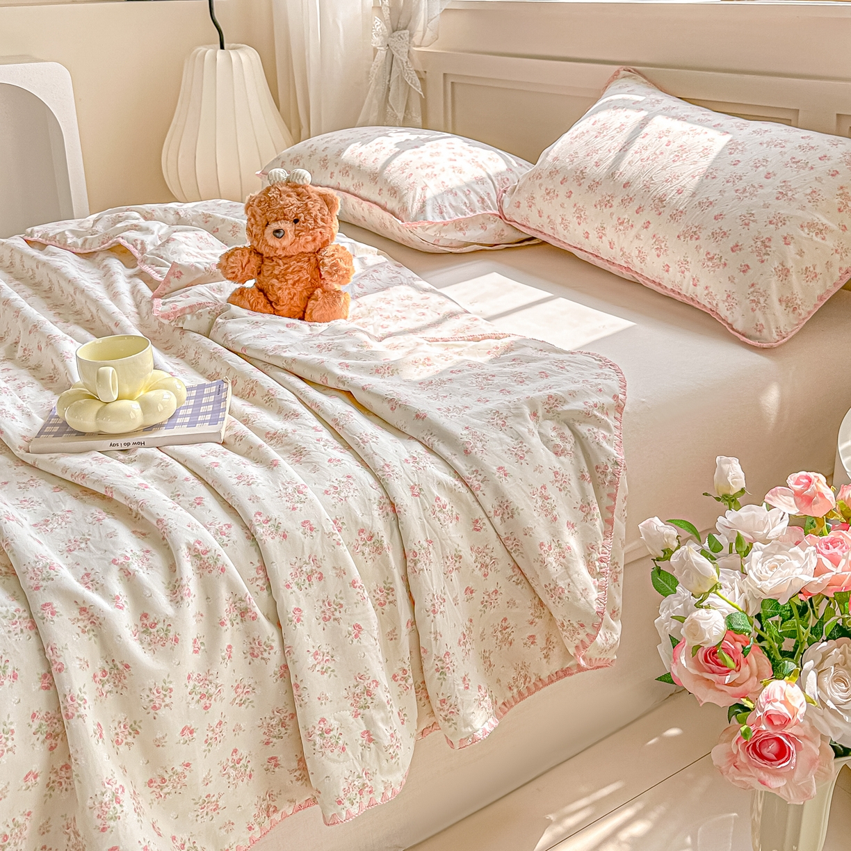 91家纺网 家纺一手货源 找家纺 归属 2026新款A类小碎花贝壳绣皱皱棉夏被夏凉被空调被 花莳