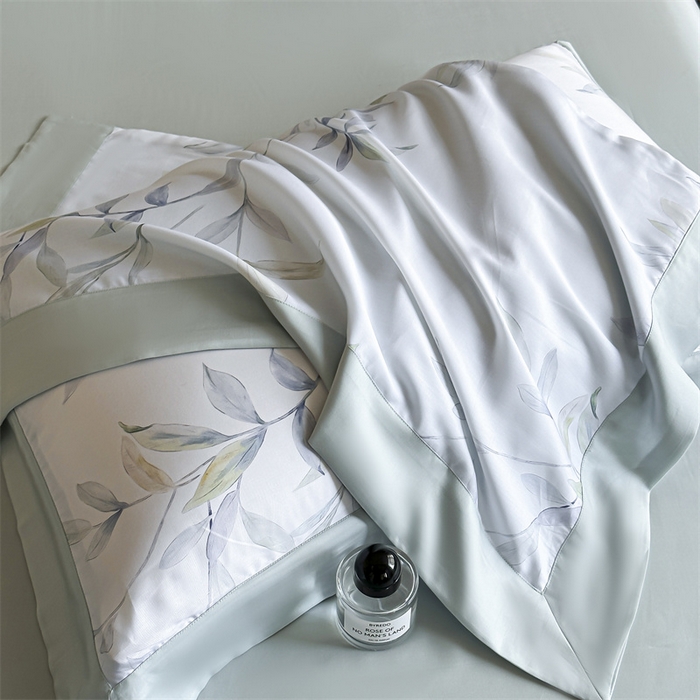 91家纺网 家纺一手货源 找家纺 蓝米卡夫 2026夏季新款50S天丝数码印花夏被夏凉被空调被四件套 春晓雨梦-兰