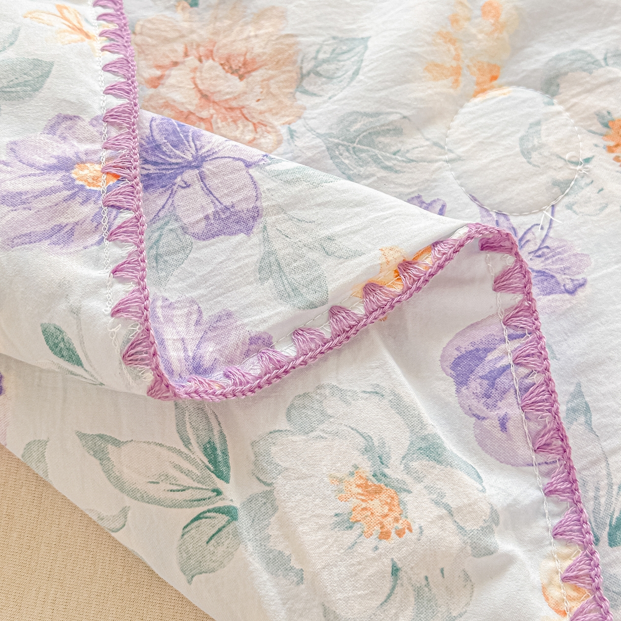 91家纺网 家纺一手货源 找家纺 归属 2026新款A类小碎花贝壳绣皱皱棉夏被夏凉被空调被 漫之语