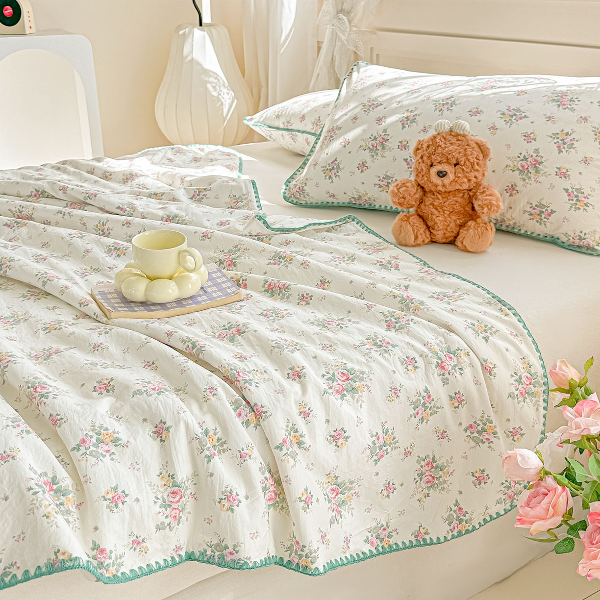 91家纺网 家纺一手货源 找家纺 归属 2026新款A类小碎花贝壳绣皱皱棉夏被夏凉被空调被 有杏