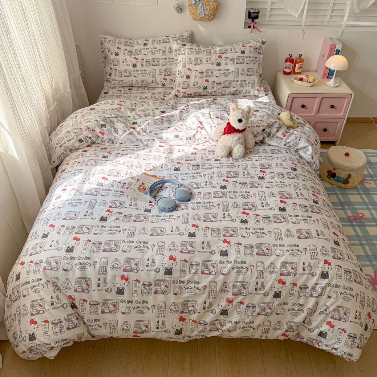 91家纺网 家纺一手货源 找家纺 耀悦家纺 2026新款纯棉四件套正版授权三丽鸥卡通床单床笠被套枕套 Hello Kitty都市