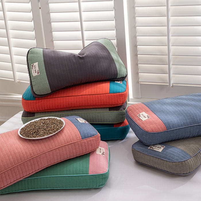 91家纺网 家纺一手货源 找家纺 （总）仁宇枕业 2026新款新品全棉简约款砂洗面包枕头水洗棉全荞麦颈椎枕头枕芯