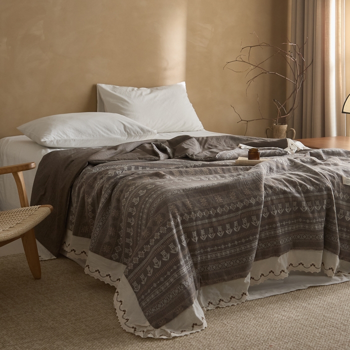 91家纺网 家纺一手货源 找家纺 大彩家居 2026新款全棉提花棉麻夏被夏凉被空调被 远山归音