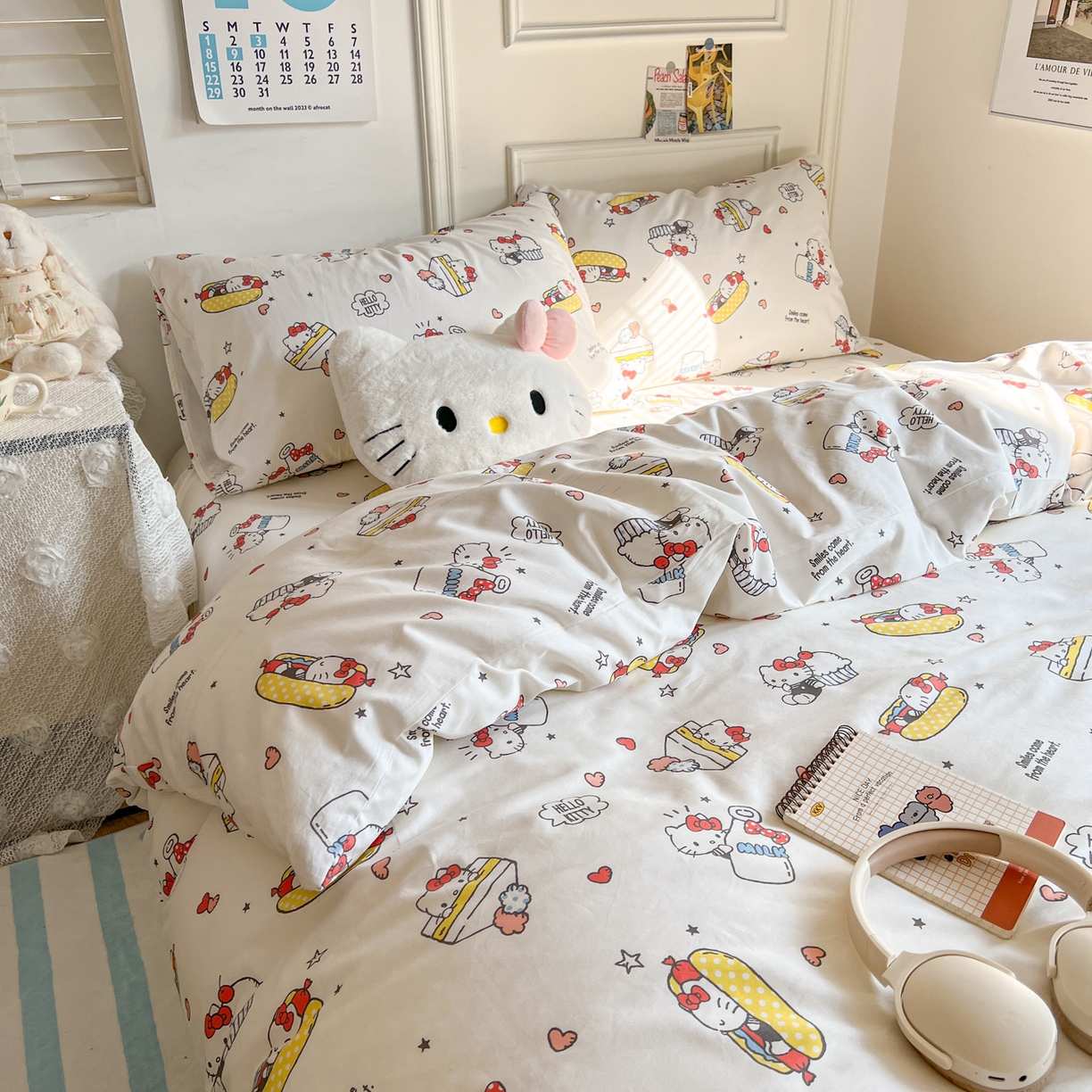 91家纺网 家纺一手货源 找家纺 耀悦家纺 2026新款纯棉四件套正版授权三丽鸥卡通床单床笠被套枕套 Hello Kitty牛奶