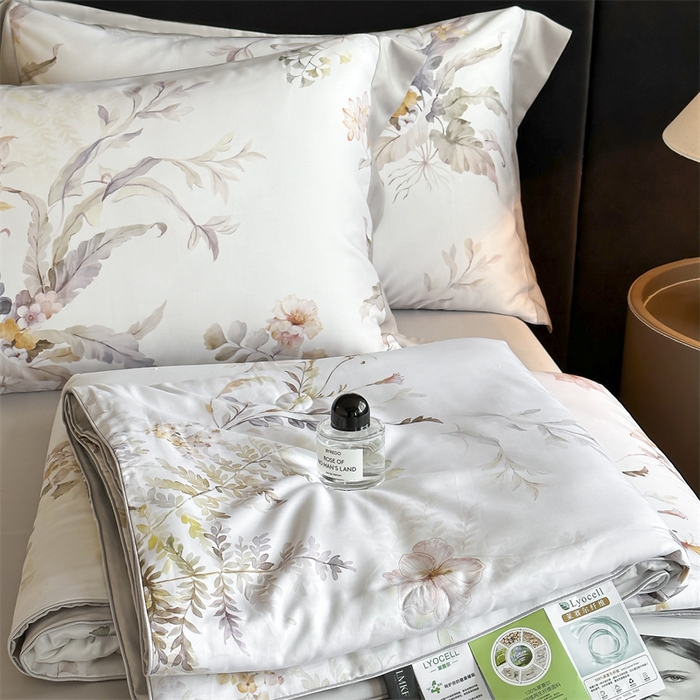 91家纺网 家纺一手货源 找家纺 蓝米卡夫 2026夏季新款50S天丝数码印花夏被夏凉被空调被四件套 烟花间-粉