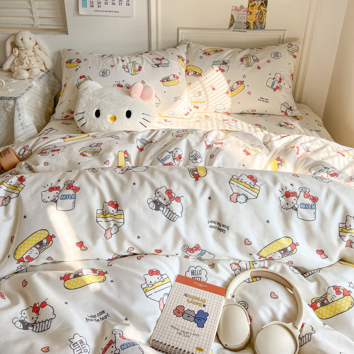 91家纺网 家纺一手货源 找家纺 耀悦家纺 2026新款纯棉四件套正版授权三丽鸥卡通床单床笠被套枕套 Hello Kitty牛奶