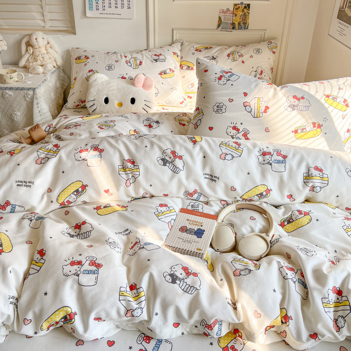 91家纺网 家纺一手货源 找家纺 耀悦家纺 2026新款纯棉四件套正版授权三丽鸥卡通床单床笠被套枕套 Hello Kitty牛奶