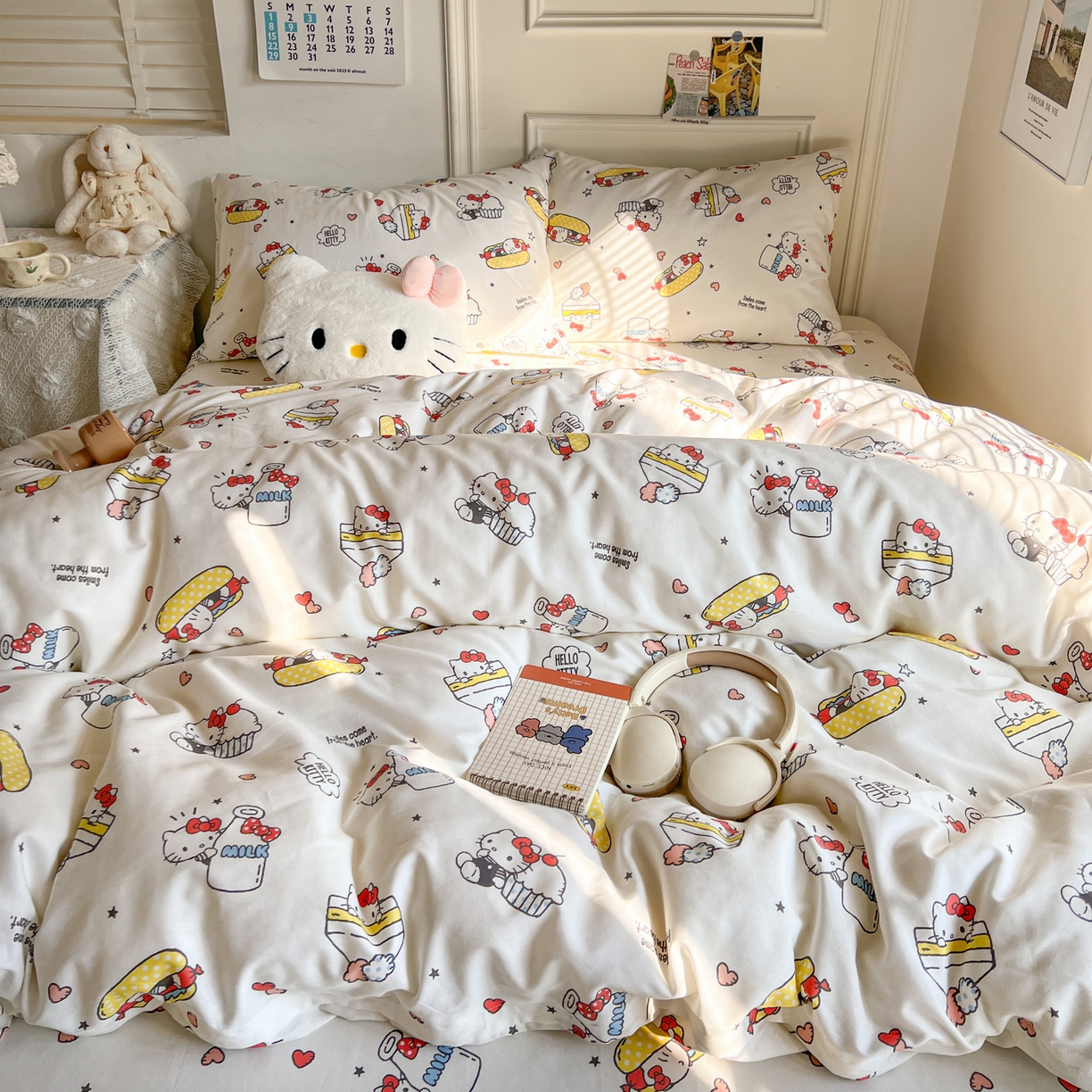91家纺网 家纺一手货源 找家纺 耀悦家纺 2026新款纯棉四件套正版授权三丽鸥卡通床单床笠被套枕套 Hello Kitty牛奶