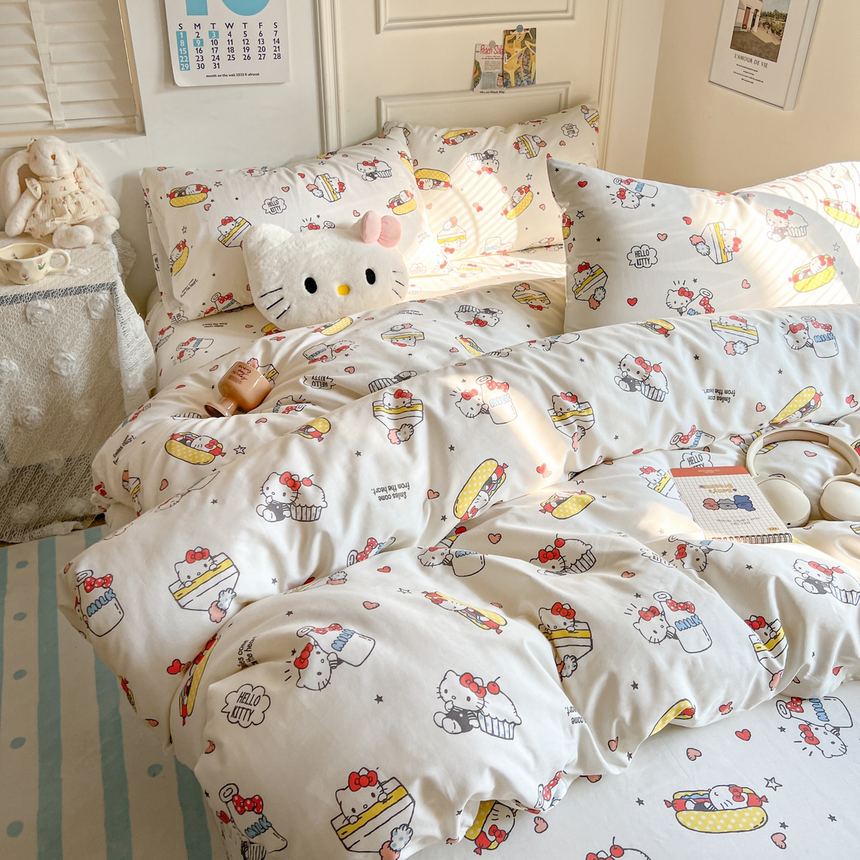91家纺网 家纺一手货源 找家纺 耀悦家纺 2026新款纯棉四件套正版授权三丽鸥卡通床单床笠被套枕套 Hello Kitty牛奶