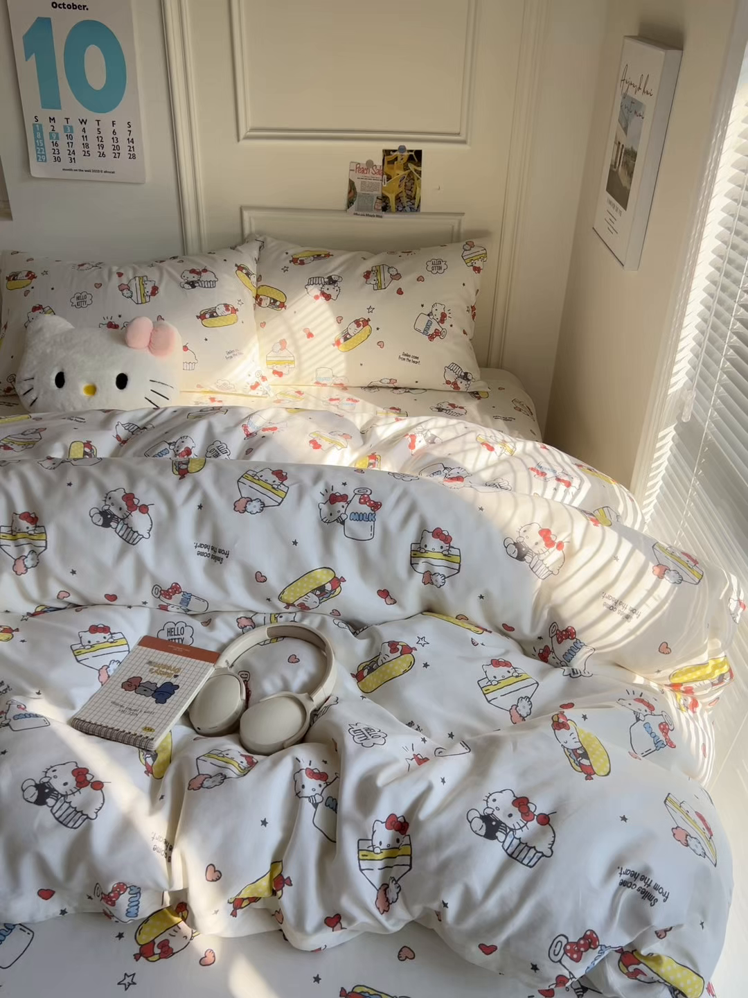 91家纺网 家纺一手货源 找家纺 耀悦家纺 2026新款纯棉四件套正版授权三丽鸥卡通床单床笠被套枕套 Hello Kitty牛奶
