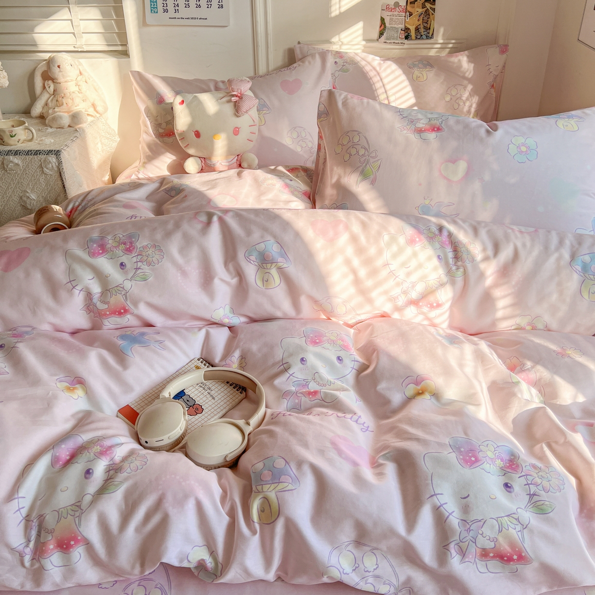 91家纺网 家纺一手货源 找家纺 耀悦家纺 2026新款纯棉四件套正版授权三丽鸥卡通床单床笠被套枕套 Hello Kitty仙草