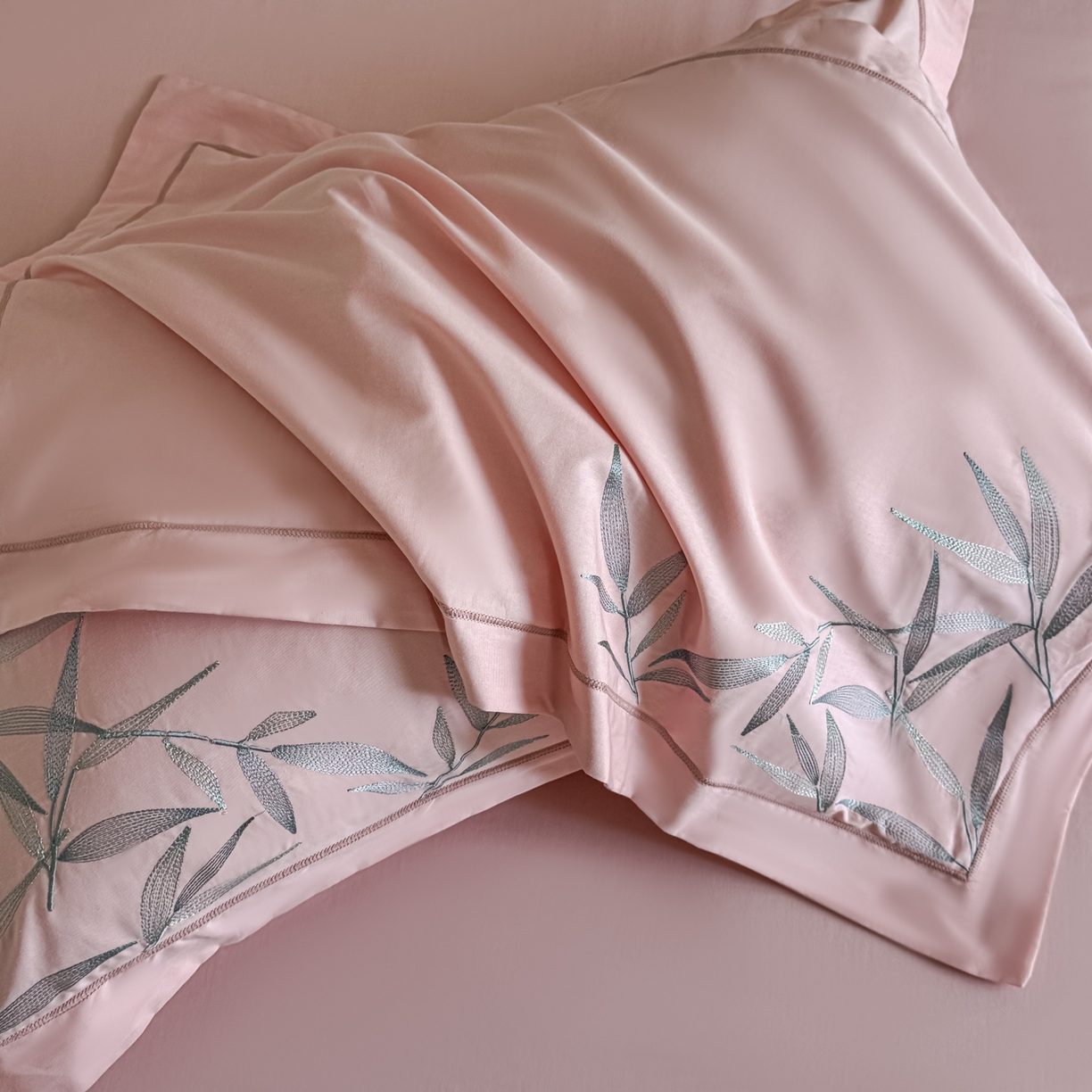 91家纺网 家纺一手货源 找家纺 湘雪家居 2026新款纯棉全棉长绒棉刺绣绣花高端礼盒四件套-竹韵系列 竹韵-粉玉