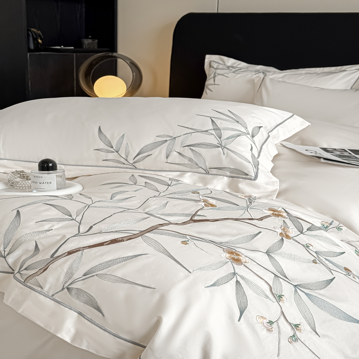 91家纺网 家纺一手货源 找家纺 湘雪家居 2026新款纯棉全棉长绒棉刺绣绣花高端礼盒四件套-竹韵系列 竹韵-高雅白