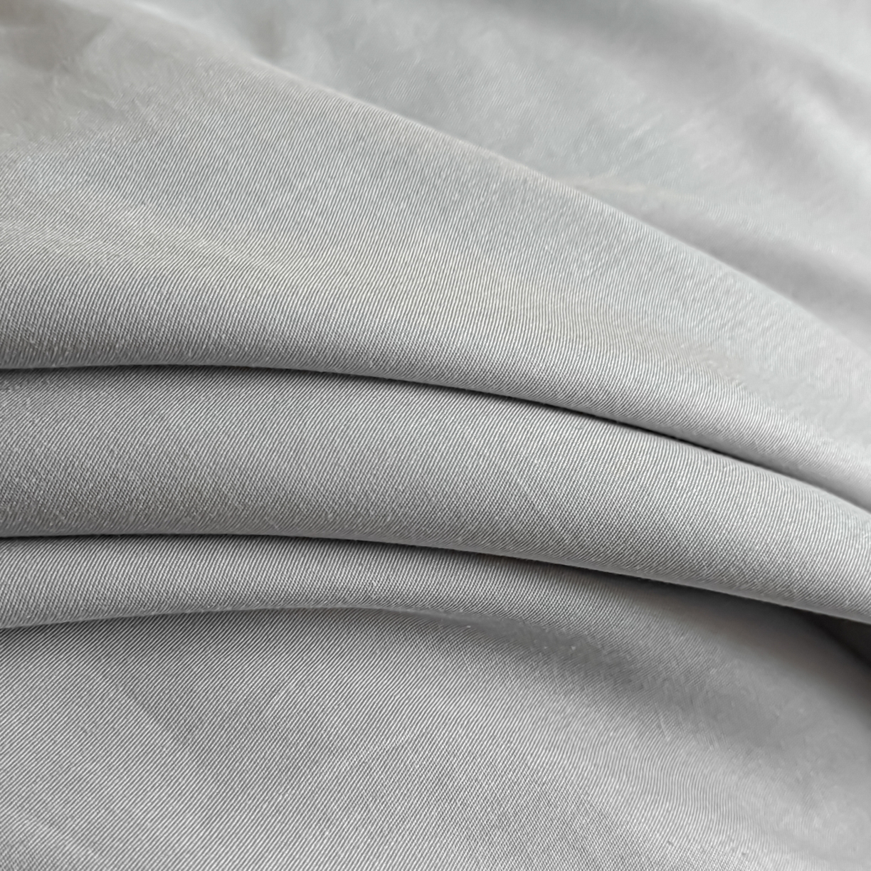 91家纺网 家纺一手货源 找家纺 湘雪家居 2026新款纯棉全棉长绒棉刺绣绣花高端礼盒四件套-竹韵系列 竹韵-浅灰