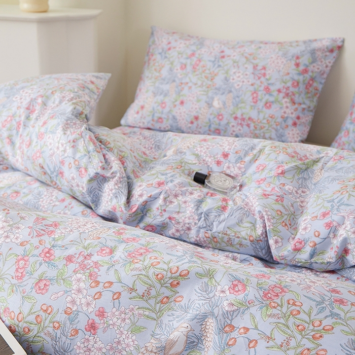 91家纺网 家纺一手货源 找家纺 一米阳光 2026年春夏新款小清新全AA版全棉纯棉四件套 爱怜说---蓝