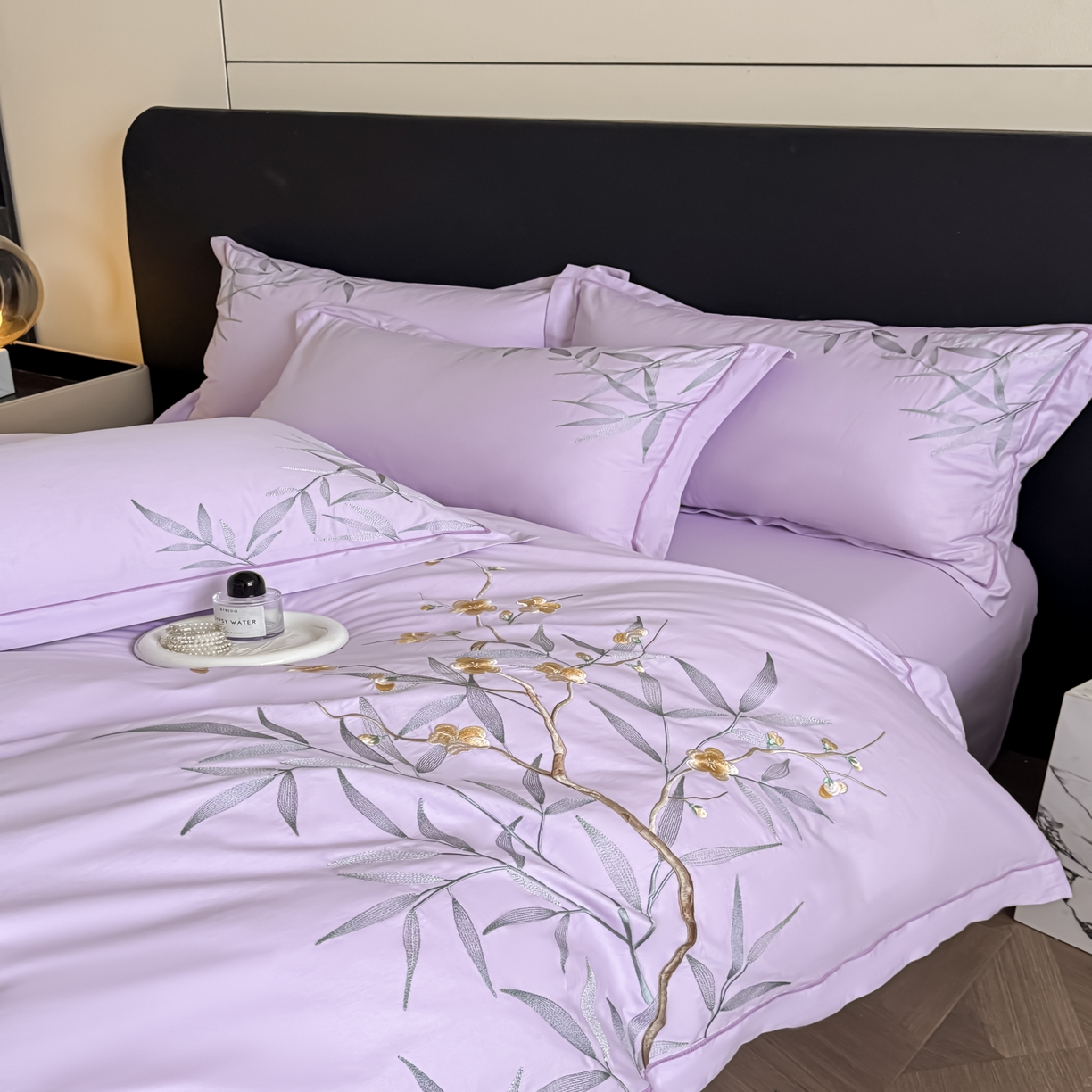 91家纺网 家纺一手货源 找家纺 湘雪家居 2026新款纯棉全棉长绒棉刺绣绣花高端礼盒四件套-竹韵系列 竹韵-熏韵紫