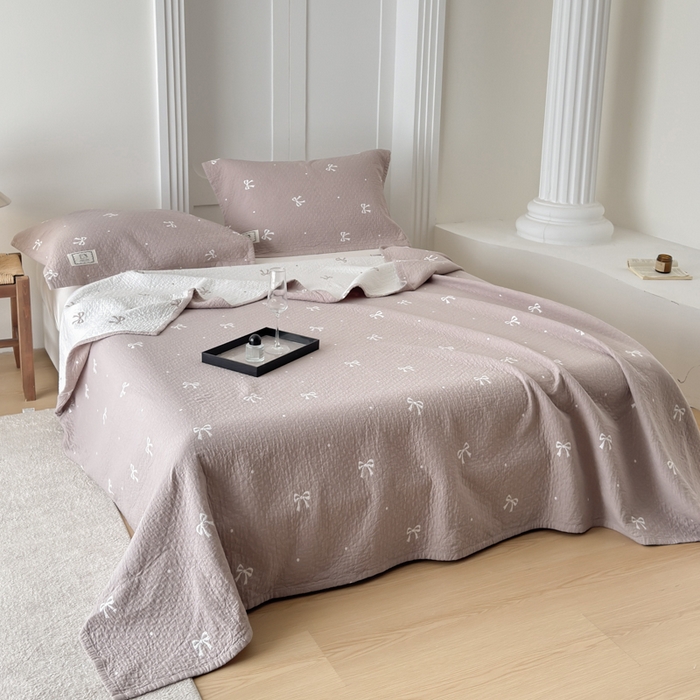 91家纺网 家纺一手货源 找家纺 乐家毛巾被（工厂自产自销） 2026新款精梳安心棉色织提花床盖毛巾被两用 蝴蝶结床盖