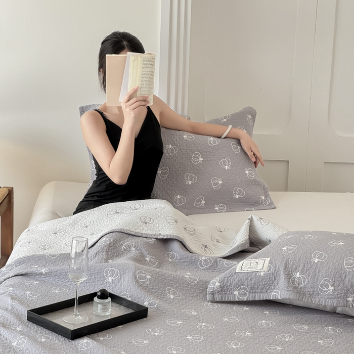 91家纺网 家纺一手货源 找家纺 乐家毛巾被（工厂自产自销） 2026新款精梳安心棉色织提花床盖毛巾被两用 灰色南瓜床盖