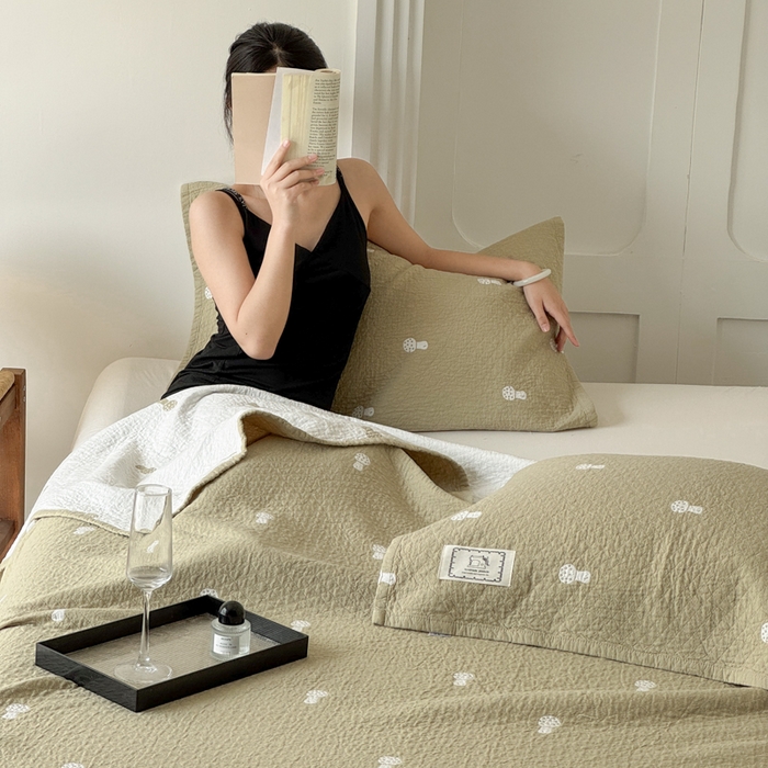 91家纺网 家纺一手货源 找家纺 乐家毛巾被（工厂自产自销） 2026新款精梳安心棉色织提花床盖毛巾被两用 蘑菇眠床盖