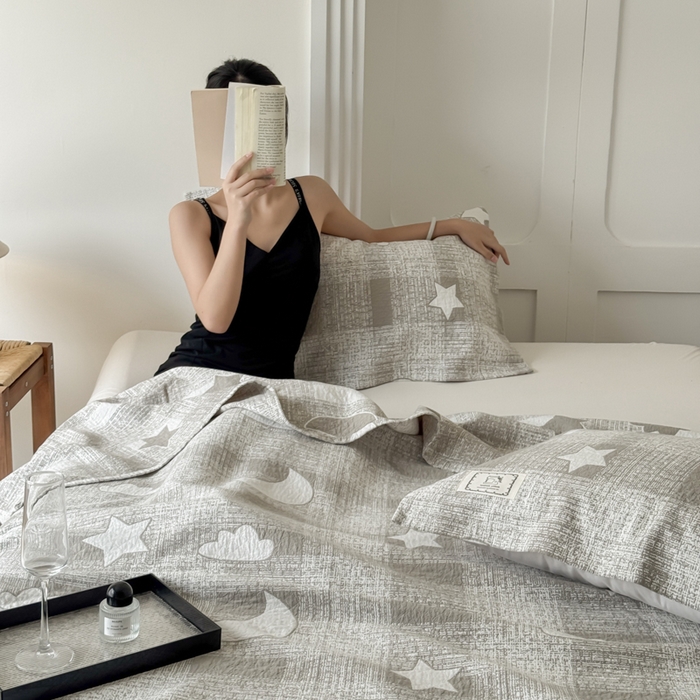 91家纺网 家纺一手货源 找家纺 乐家毛巾被（工厂自产自销） 2026新款精梳安心棉色织提花床盖毛巾被两用 晚安床盖