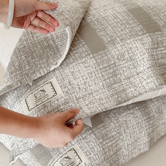 91家纺网 家纺一手货源 找家纺 乐家毛巾被（工厂自产自销） 2026新款精梳安心棉色织提花床盖毛巾被两用 晚安床盖