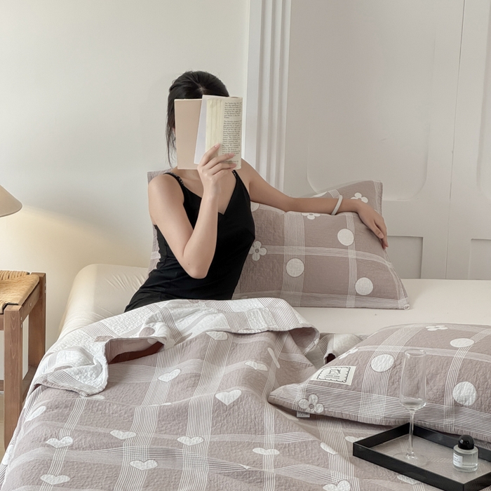 91家纺网 家纺一手货源 找家纺 乐家毛巾被（工厂自产自销） 2026新款精梳安心棉色织提花床盖毛巾被两用 心花床盖