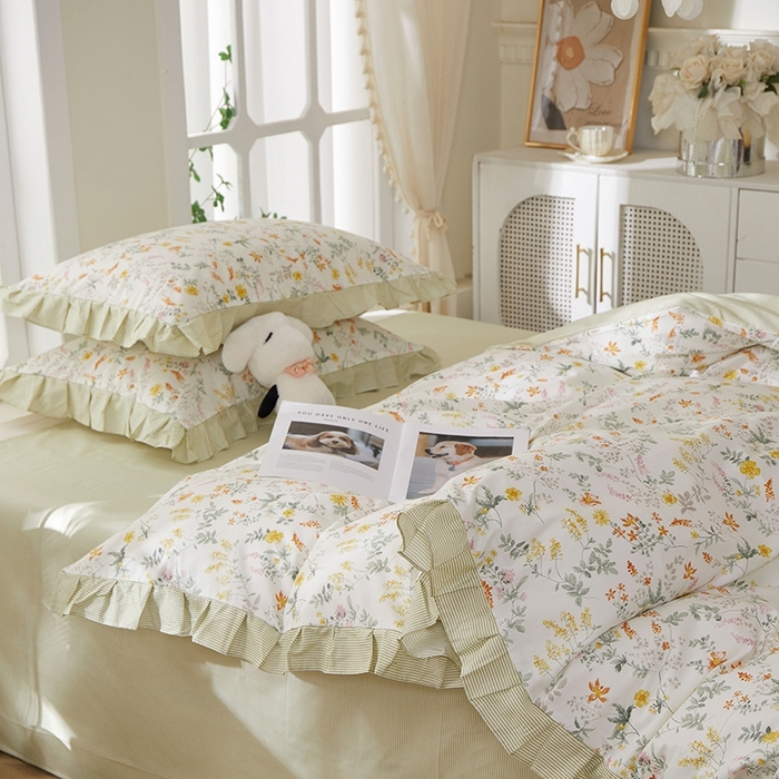 91家纺网 家纺一手货源 找家纺 一米阳光 2026年春夏新款小清新花边款全棉纯棉四件套 春雨含茉