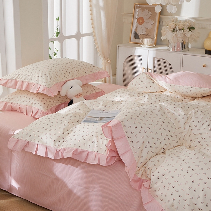 91家纺网 家纺一手货源 找家纺 一米阳光 2026年春夏新款小清新花边款全棉纯棉四件套 花涧