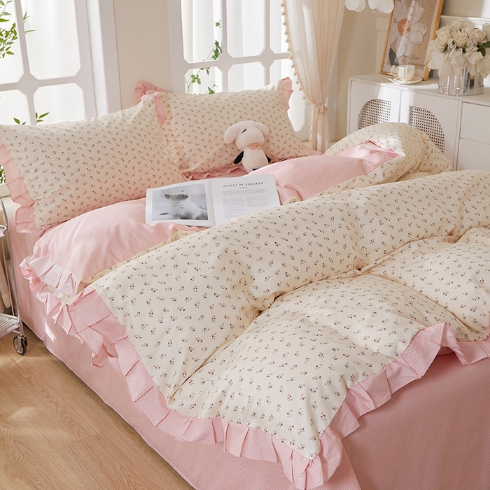 91家纺网 家纺一手货源 找家纺 一米阳光 2026年春夏新款小清新花边款全棉纯棉四件套 花涧