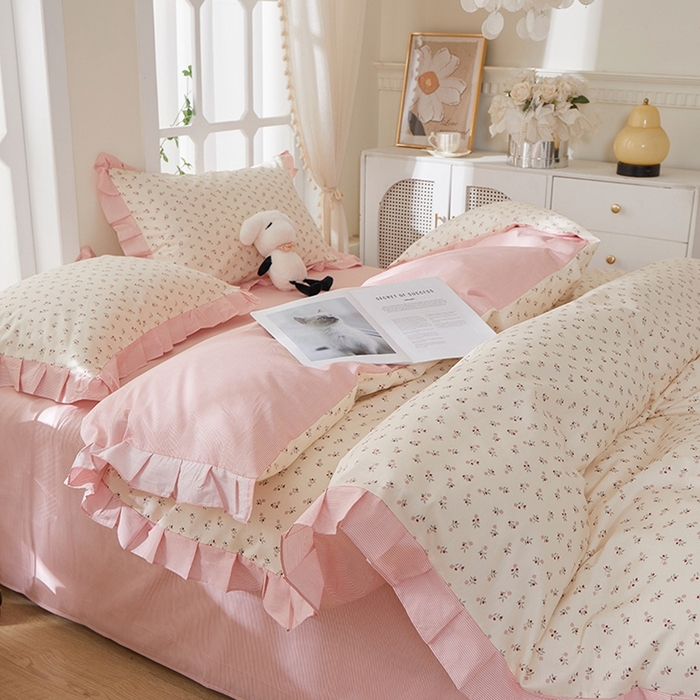 91家纺网 家纺一手货源 找家纺 一米阳光 2026年春夏新款小清新花边款全棉纯棉四件套 花涧