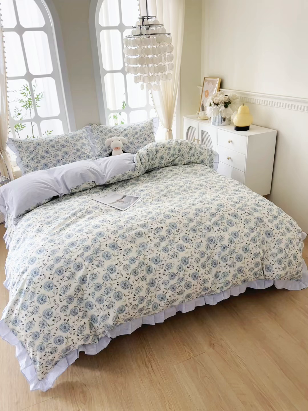 91家纺网 家纺一手货源 找家纺 一米阳光 2026年春夏新款小清新花边款全棉纯棉四件套 蒲公英