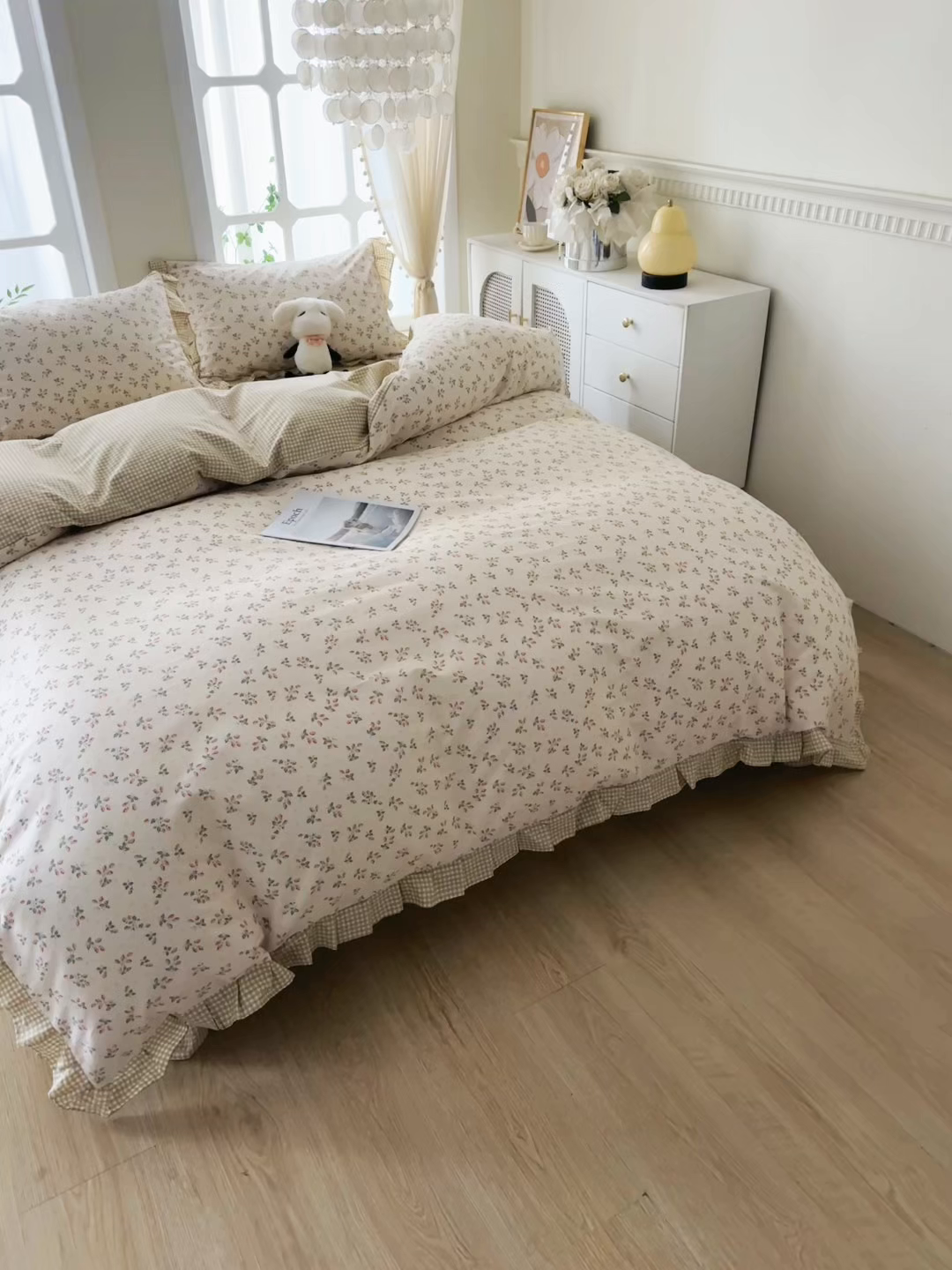 91家纺网 家纺一手货源 找家纺 一米阳光 2026年春夏新款小清新花边款全棉纯棉四件套 夏沁