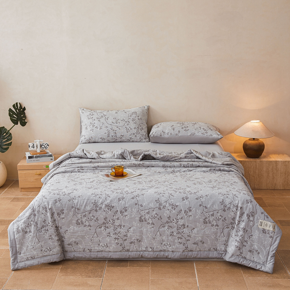 91家纺网 家纺一手货源 找家纺 乐家毛巾被（工厂自产自销） 2026新款全棉色织三层提花夏季大豆纤维被 缠枝