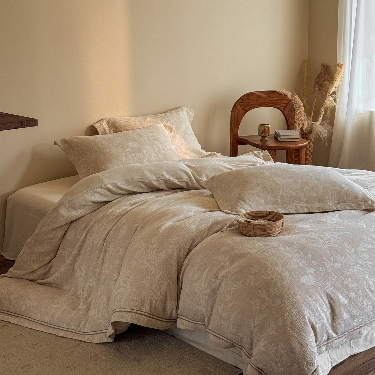 91家纺网 家纺一手货源 找家纺 澳萝拉 2026新款棉麻提花压边四件套 如梦令