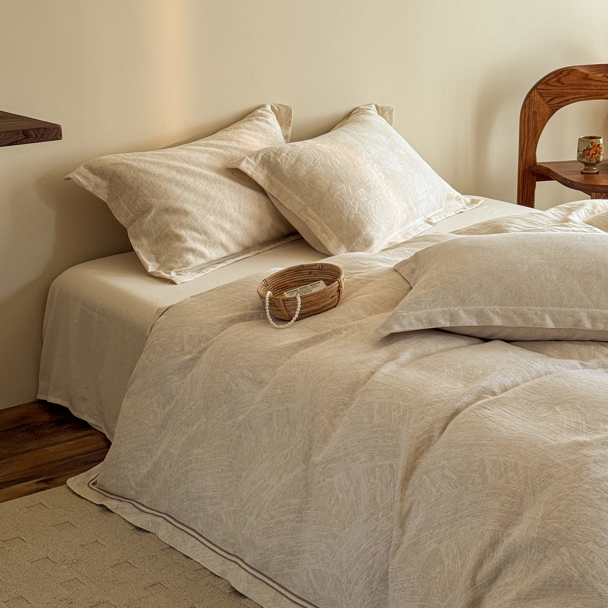 91家纺网 家纺一手货源 找家纺 澳萝拉 2026新款棉麻提花压边四件套 流光