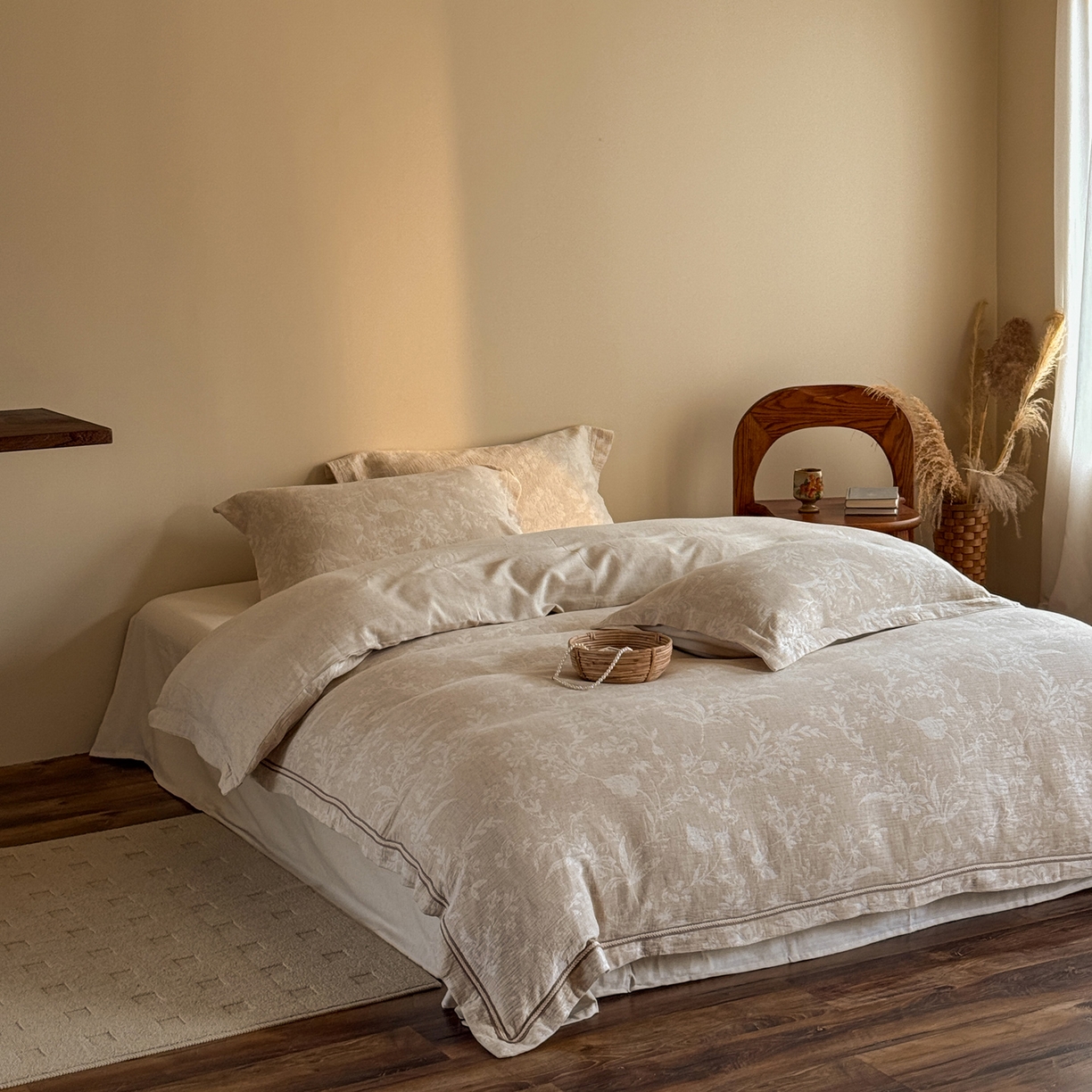 91家纺网 家纺一手货源 找家纺 澳萝拉 2026新款棉麻提花压边四件套 如梦令