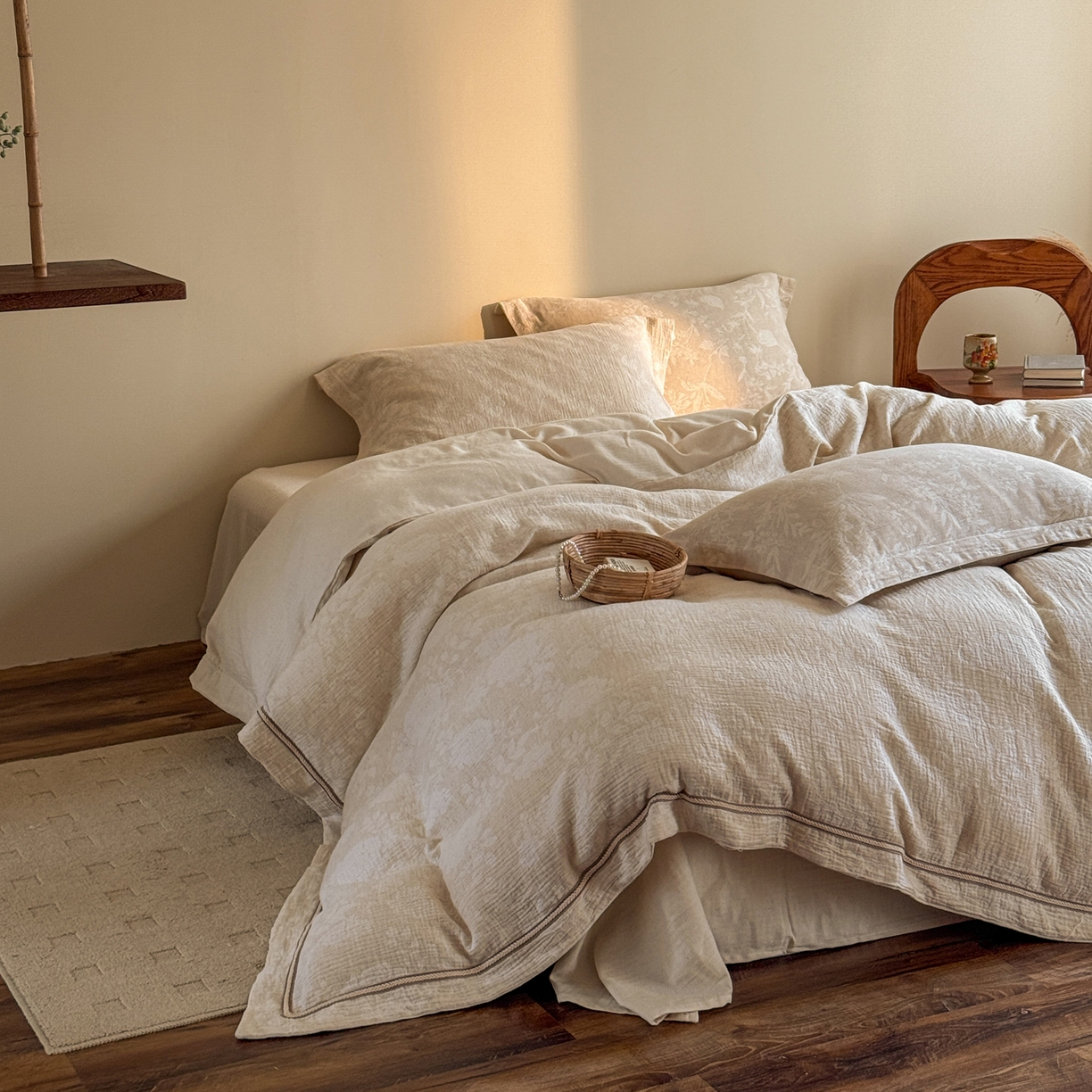 91家纺网 家纺一手货源 找家纺 澳萝拉 2026新款棉麻提花压边四件套 木兮