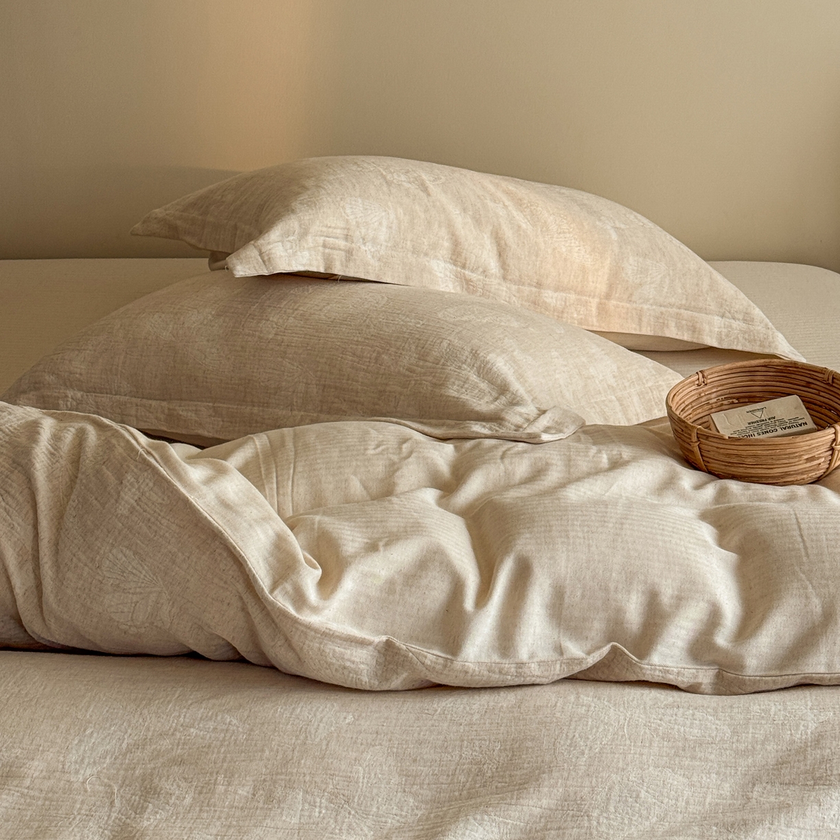 91家纺网 家纺一手货源 找家纺 澳萝拉 2026新款棉麻提花压边四件套 锦瑟