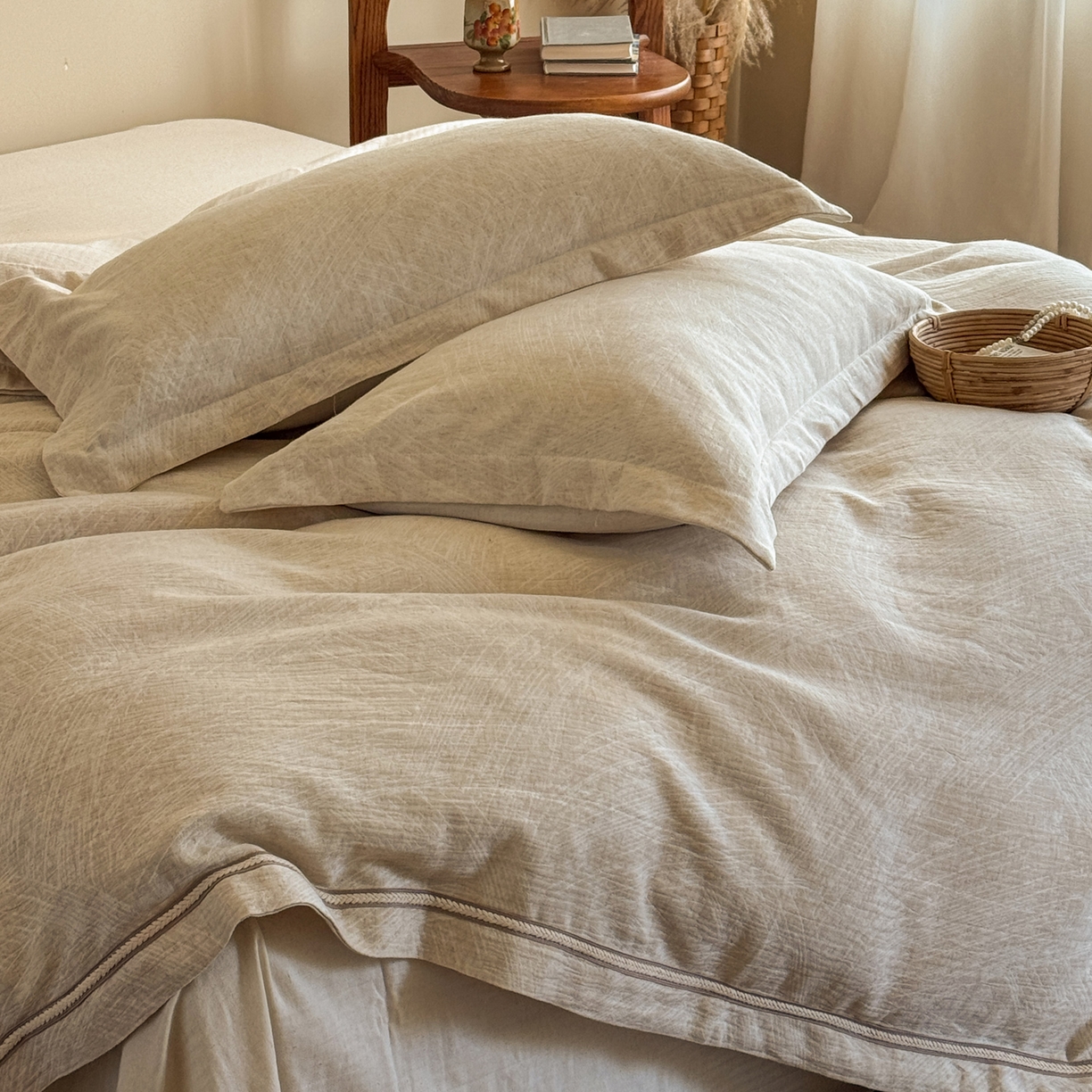 91家纺网 家纺一手货源 找家纺 澳萝拉 2026新款棉麻提花压边四件套 流光