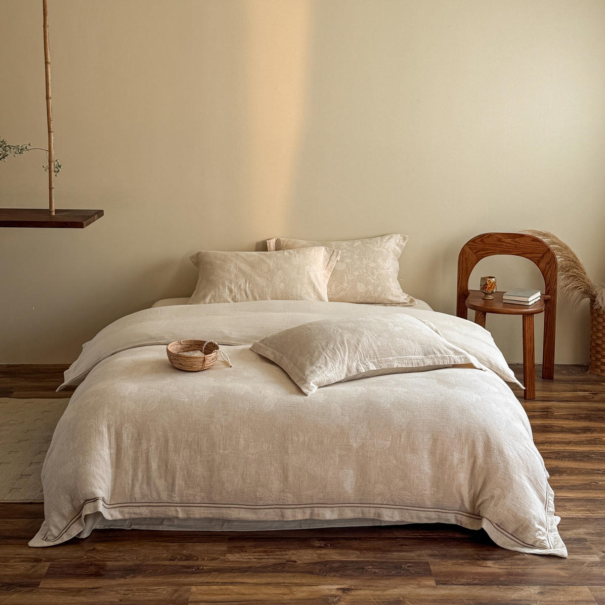 91家纺网 家纺一手货源 找家纺 澳萝拉 2026新款棉麻提花压边四件套 锦瑟