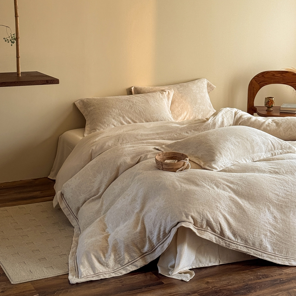 91家纺网 家纺一手货源 找家纺 澳萝拉 2026新款棉麻提花压边四件套 枫林晚