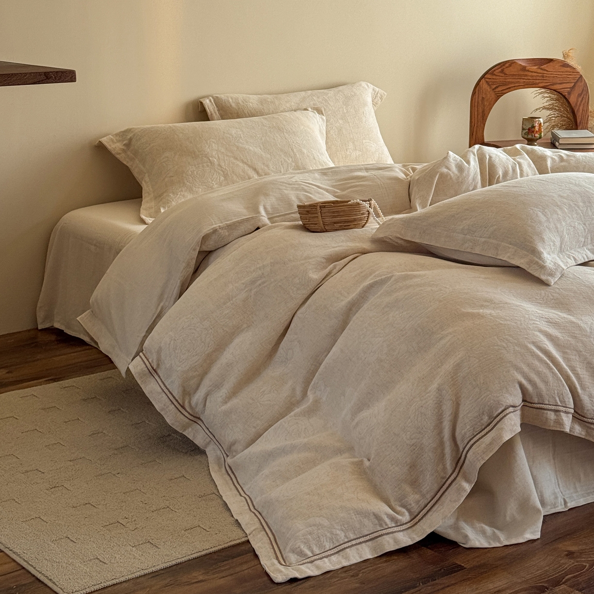 91家纺网 家纺一手货源 找家纺 澳萝拉 2026新款棉麻提花压边四件套 云端