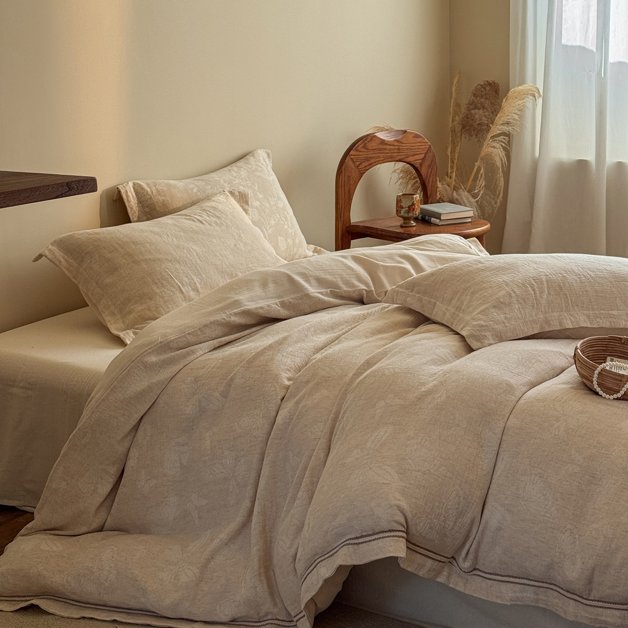 91家纺网 家纺一手货源 找家纺 澳萝拉 2026新款棉麻提花压边四件套 锦瑟